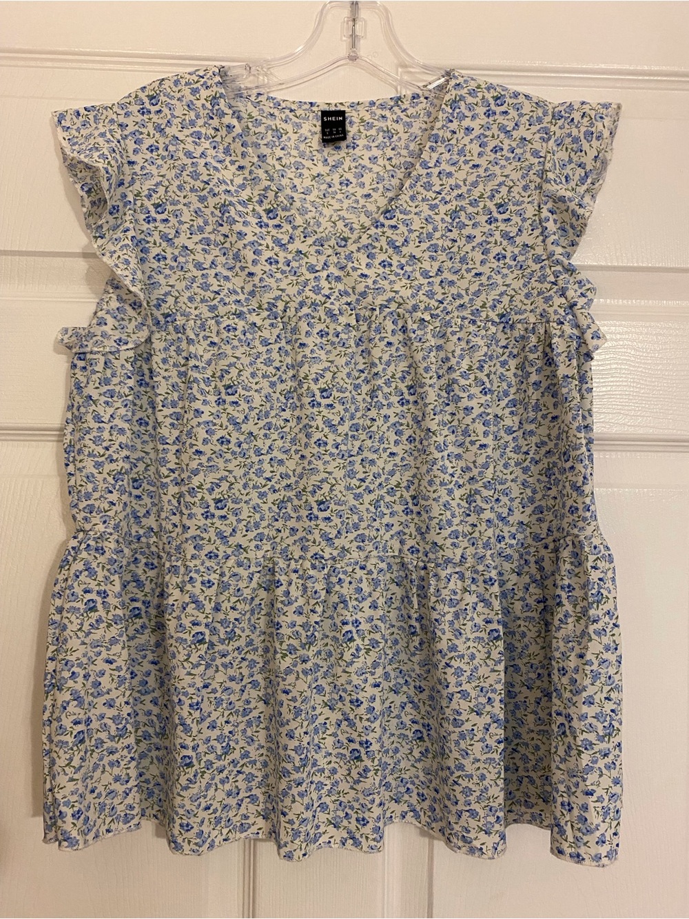 SHEIN Blue and White Floral V-Neck Top